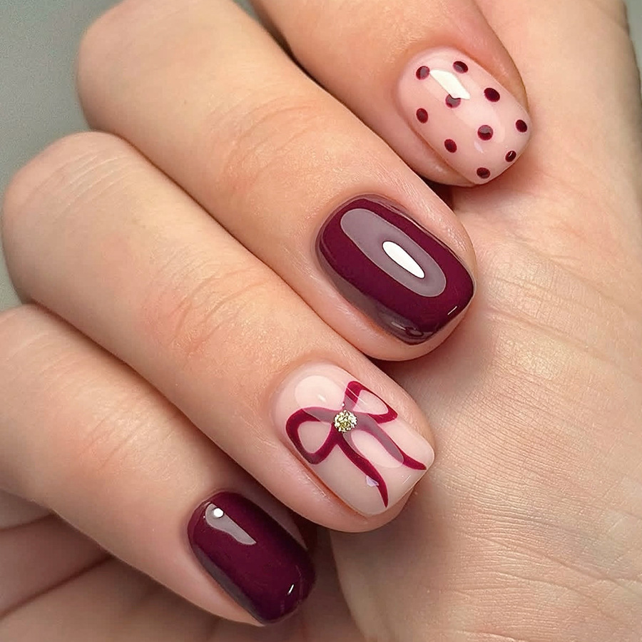 Nail Art Gliter - Короткие квадратные накладные ногти с глянцевым