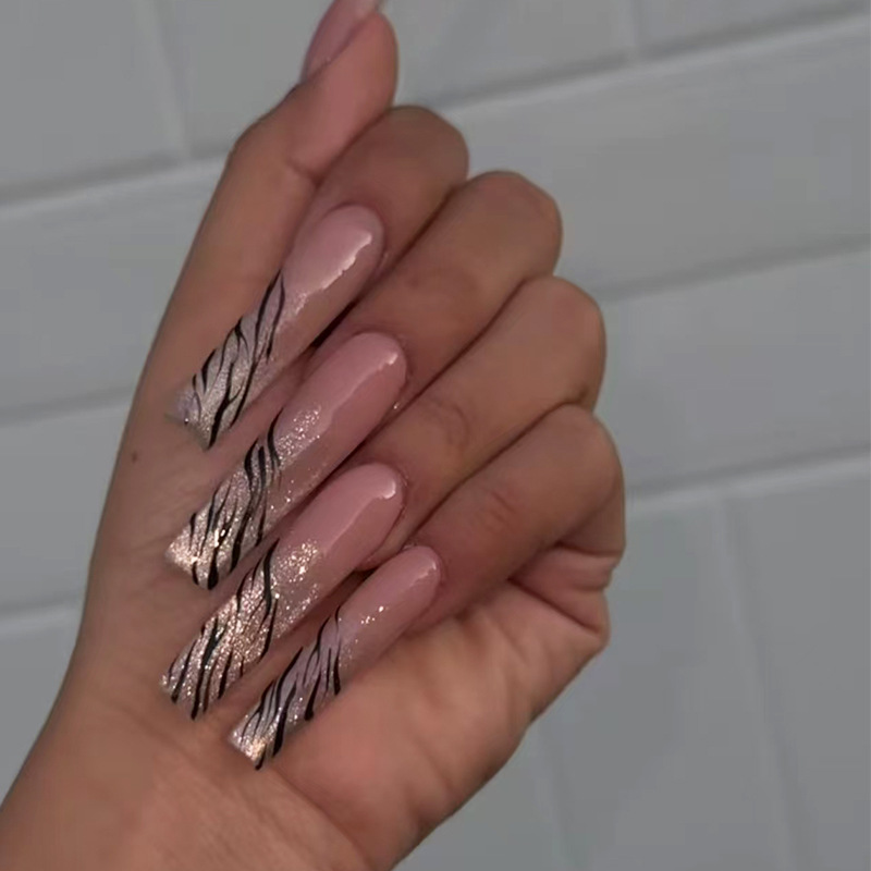 Набор из 24 длинных накладных  – обзор и цена Nail Art Gliter