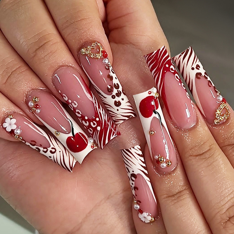 Набор из 24 длинных накладных  – обзор и цена Nail Art Gliter